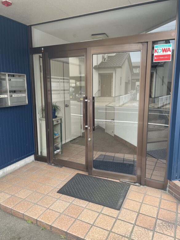 西川ビル 共用入口